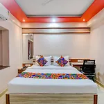 Fabhotel The Lily - Nr Bisarjan Ghat